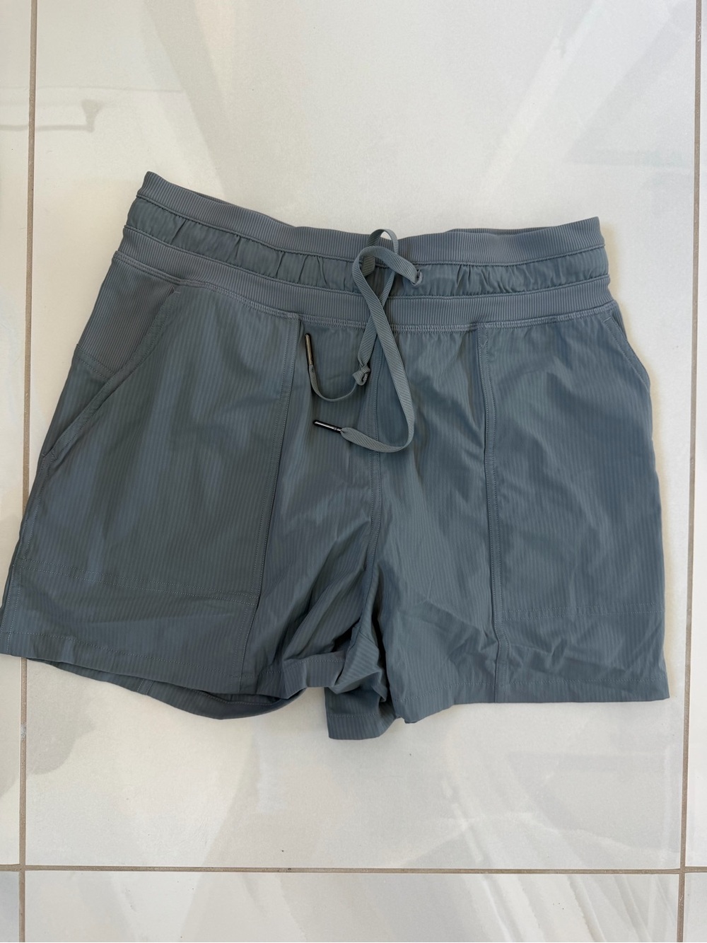 lululemon athletica dance studio Women's Athletic Shorts